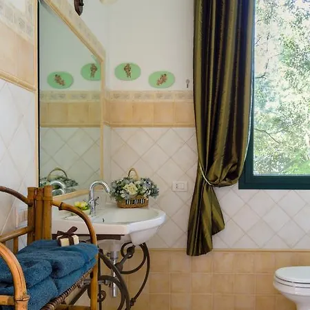 I Colori Del Poggio B&B 카포텔라
